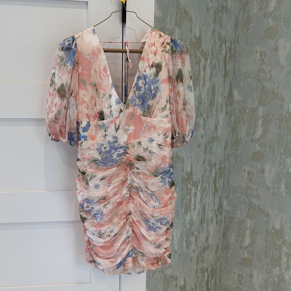 Chic Floral Ruched Mini Dress in Pink and Blue